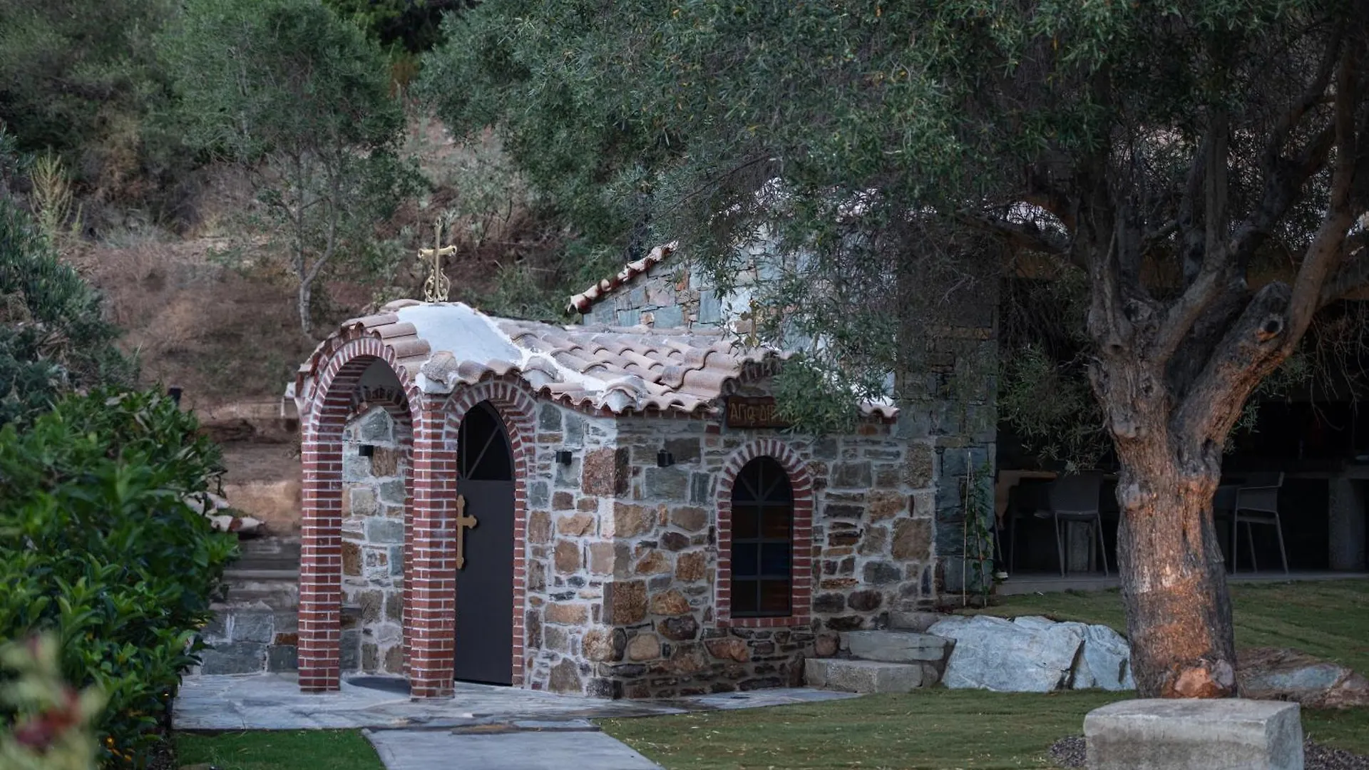 Pournari Mountain Rooms Toroni