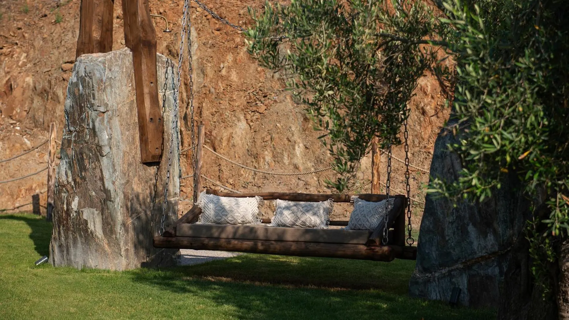 Hotel Pournari Mountain Rooms Toroni
