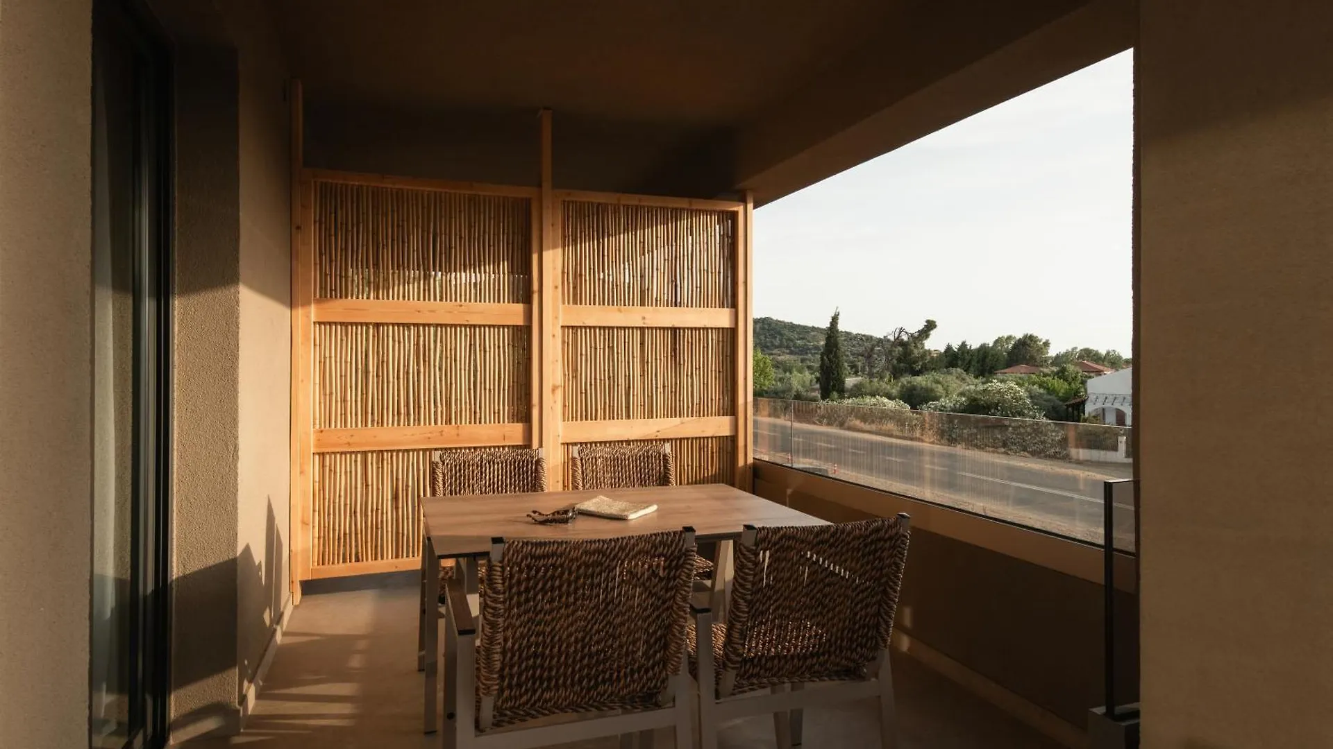 Pournari Mountain Rooms 托罗尼